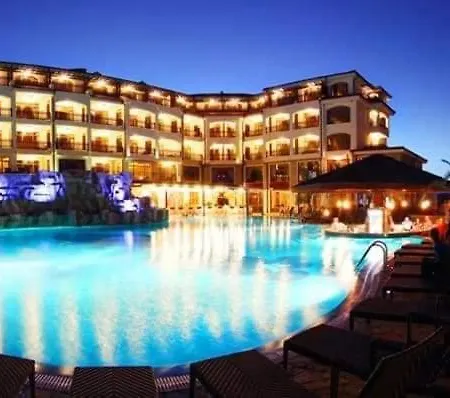 ヴィラ Victoria Villa, 13 Merlot Street, The Vineyards Resort, Aheloy, Pomorie.